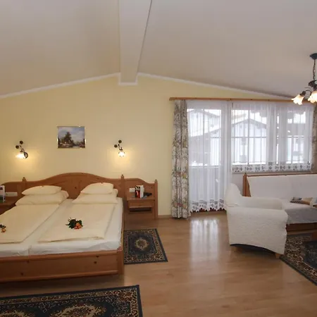 Hotel Sonne 3*
